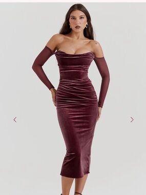 New—House of CB LEORA mulberry strapless midi dress( regular cup)